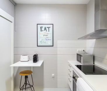 Carrer de la Reina Cristina, Barcelona, Catalonia 08003 - Photo 4