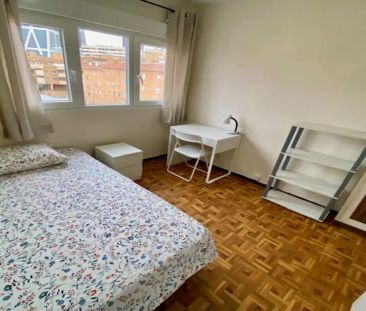 Room in a shared 3-bedroom apartment for rent in Almenara, Madrid. Professionals and students welcome. - Foto 4