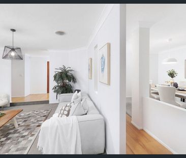 Spacious 4-Bedroom Family Home with Swimming Pool in Prime Calamval... - Photo 1