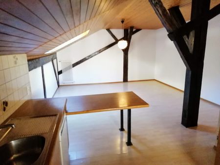 Grand appartement de 4 pièces au 2ème étage - Photo 2