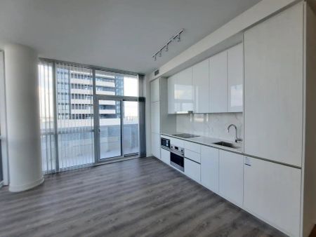 Festival — Suite 610 C - Shanghai 738 - Photo 3