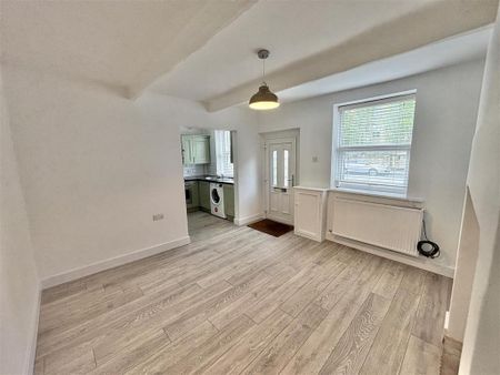 2 bedroom terraced house to rent - Photo 2