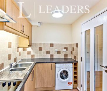 1 bedroom flat to rent - Photo 6