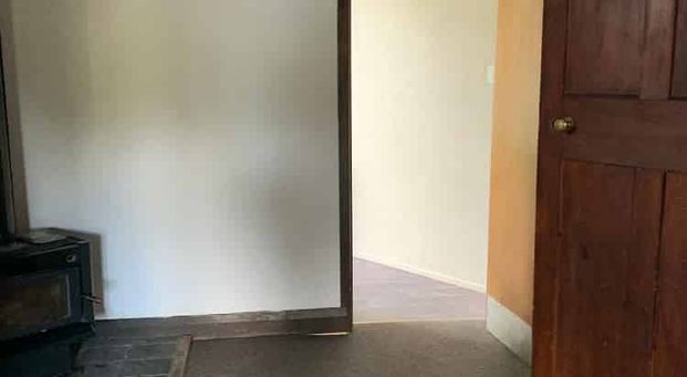 4 Bedroom House - undergoing refresh (old photos) - Photo 1