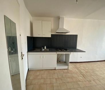 Location Appartement 1 pièce 25m² TOURVES 83170 - Photo 5