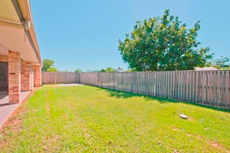 4 Bedroom Home in Prime Parklakes Estate!!! - Photo 3
