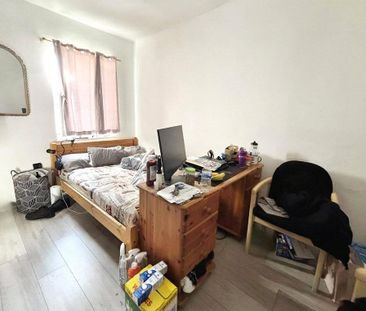 4 bedroom terraced house to rent - Photo 5