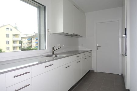 4.5 Zimmer, 90 m², 2. Stock - Photo 4