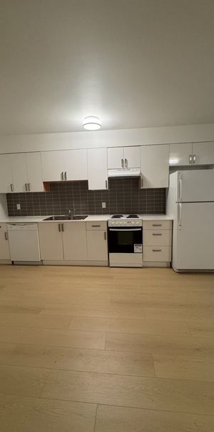 Blueridge Apartments - Photo 1