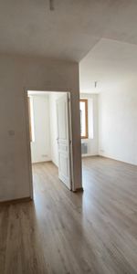 Location Appartement 1 pièce 34m² LEZIGNAN CORBIERES 11200 - Photo 4