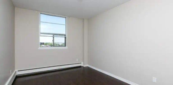 137 Church Street — 1B, Junior, 1bath - Photo 2