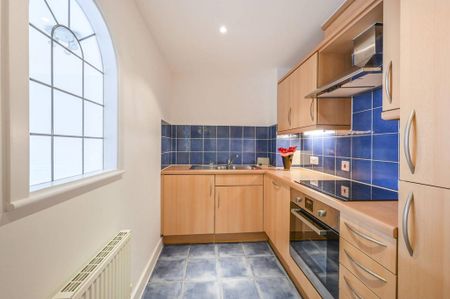 1 bedroom flat to rent - Photo 2