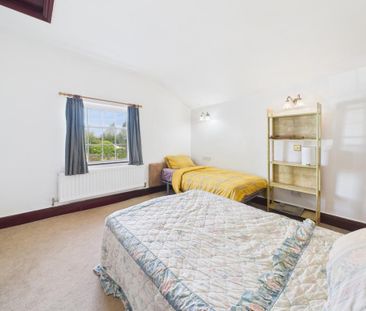 2 bedroom detached house to rent - Photo 5