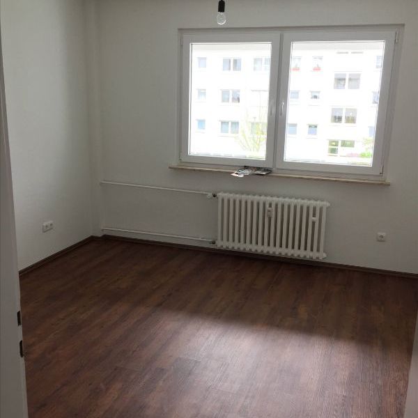 Familienfreundliche Wohnung mit Balkon in Essen-Fulerum zu vermieten! - Photo 1