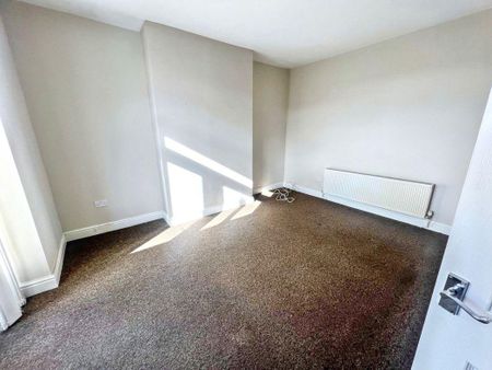 Queen Alexandra Road, North shields , North Shields, Tyne and Wear, NE29 9AL - Photo 2