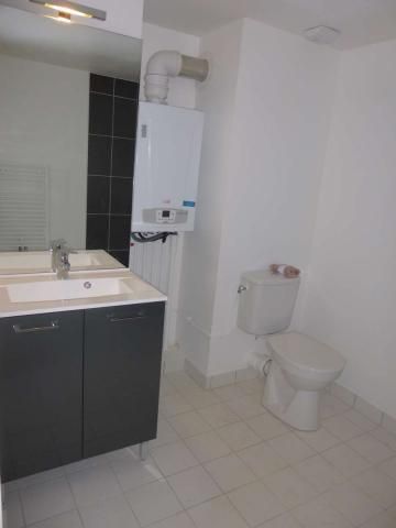 Location Appartement 2 pièces 45m² CAEN 14000 - Photo 4