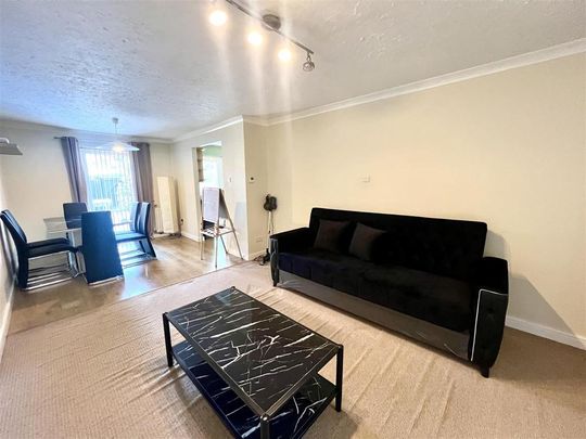 2 bedroom terraced house to rent - Photo 1