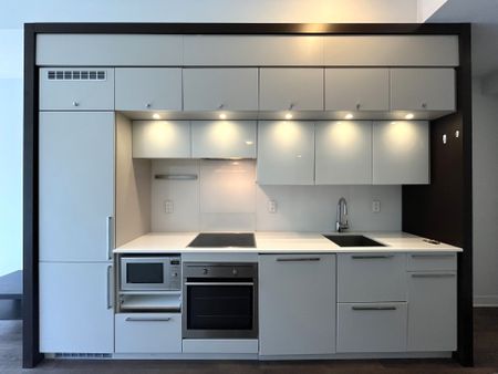 For Lease - 15 Grenville Street Unit# 401, Toronto, Ontario - Photo 3