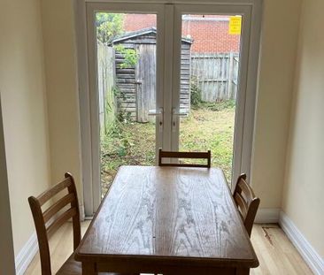 27 Adelaide Avenue, Belfast, BT9 7FY - Photo 6