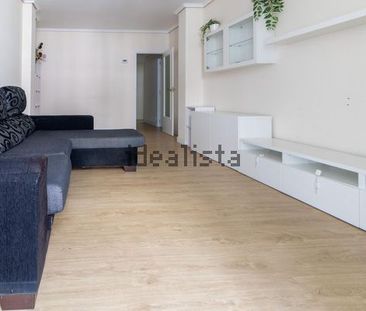 Alquiler de piso en Centro - Photo 4