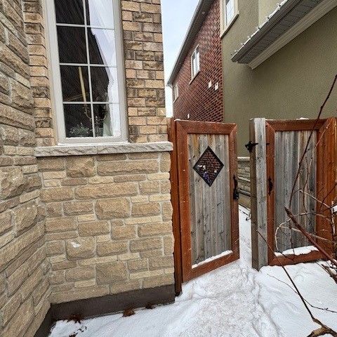 For Lease - 79 Cedarholme Avenue, Caledon, Ontario - Photo 1