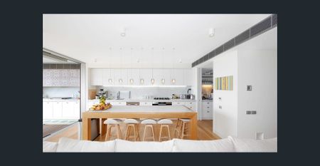 Sub-Penthouse in the Acclaimed 'Beach House' - Photo 4