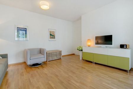 Modern furnished apartment in the Nymphenburger Höfe - Photo 4