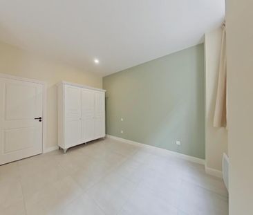 Location Appartement 1 pièce 36m² POITIERS 86000 - Photo 1