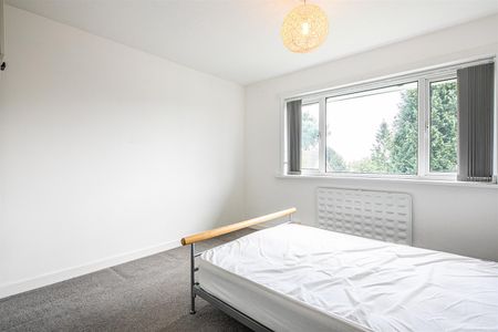 Rent Kennedy Court, Sheffield, S10 £825pcm - Photo 5