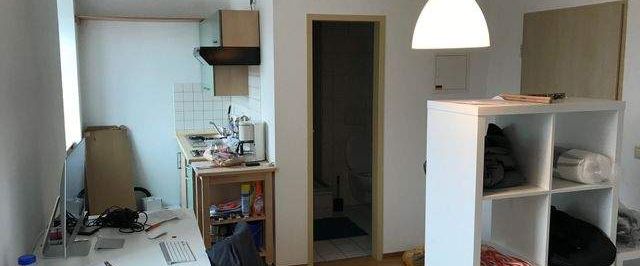 praktische Einraumwohnung Zetrumsnähe - Photo 1