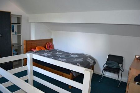 4 bedroom house to rent - Photo 3