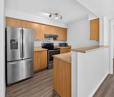 For Lease - 4620 Guildwood Way Unit# 54, Mississauga, Ontario - Photo 1