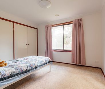 29 Moruya Circuit, Kaleen - Photo 4