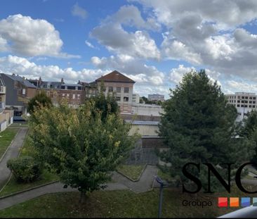 T2 AVEC TERRASSE ET PARKING - Photo 3