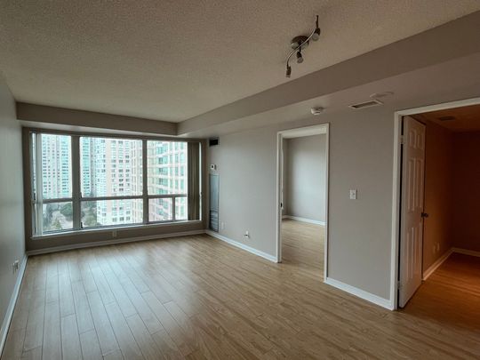 For Lease - 8 Lee Centre Drive Unit# 1512, Toronto, Ontario - Photo 1