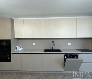 De inchiriat - Apartament 3 camere |Terasă|Parcare subterană|Gheorgeni - Photo 2