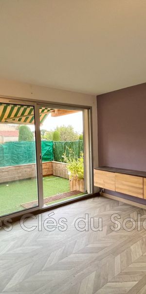 Location appartement studio 15 m² Bandol - Photo 1