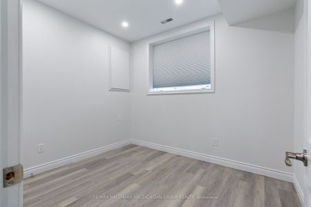 For Lease - 177 The Queensway S N/A Unit# B, Georgina, Ontario - Photo 4