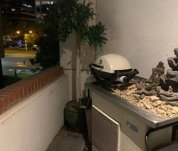 St Kilda Road - Photo 6