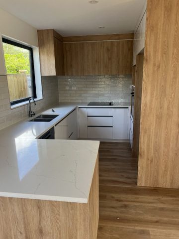 Brand New Stunning 3-bedroom Duplex in Manurewa - Photo 4