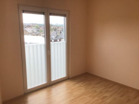 Appartement te huur - foto 2