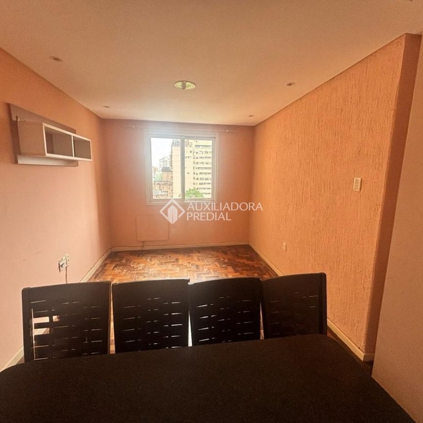 Apartamento com 2 quartos e 58m² para alugar em Centro Histórico, Porto Alegre. - Photo 1