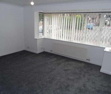 The Limes, First Avenue, Newcastle-under-lyme, ST5 - Photo 5