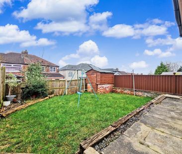 3 bedroom semi-detached house to rent - Photo 5