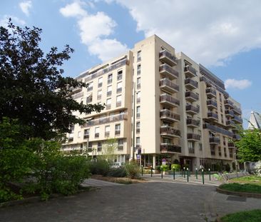 Appartement 2 pièces 44.5m2 en résidence avec services SURESNES - Photo 1