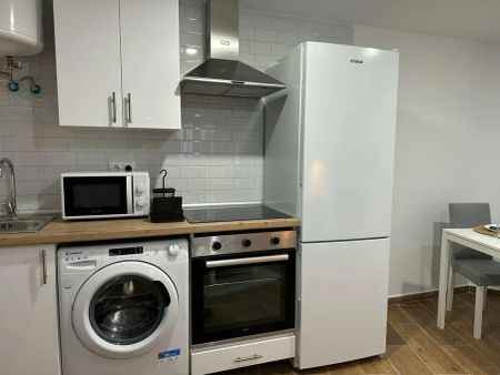 Piso de alquiler en N/a, Puerta Bonita - Foto 3
