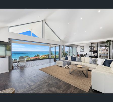 2/4 Emerald Avenue, Sapphire Beach, NSW 2450 - Photo 1