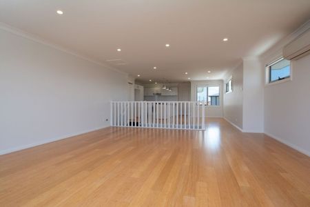 Sophisticated Designer Duplex - Photo 5