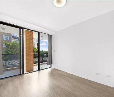 145/1 Brown Street, Ashfield - Photo 4