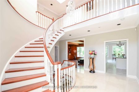 For Lease - 69 Clarinda Drive, Toronto, Ontario - Photo 2